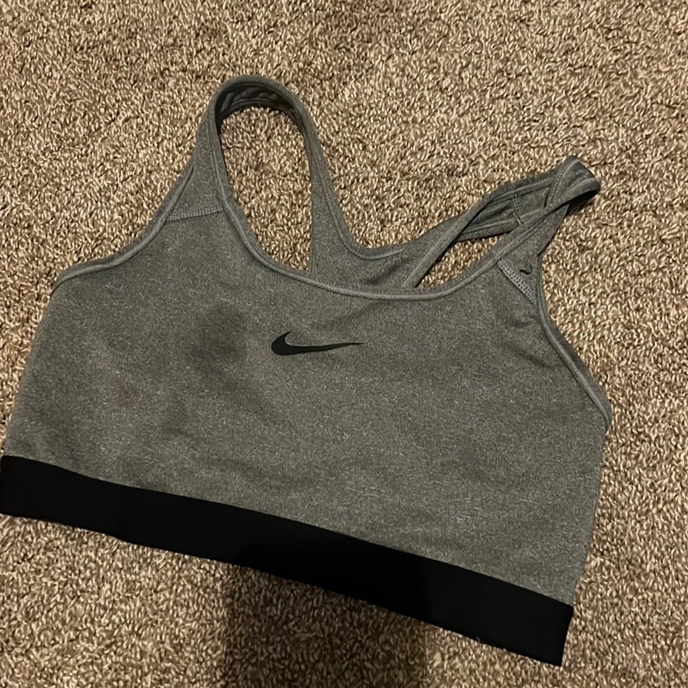 nike sports bra